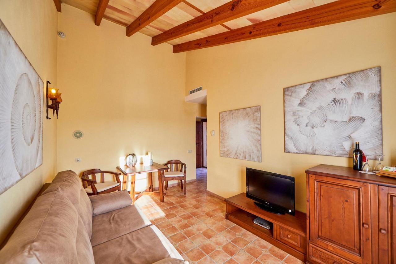 Agroturismo Es Quatre Cantons Binisalem Exterior foto